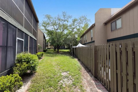 Condo in Winter Springs, Florida, 3 bedrooms  № 2114577 - photo 23