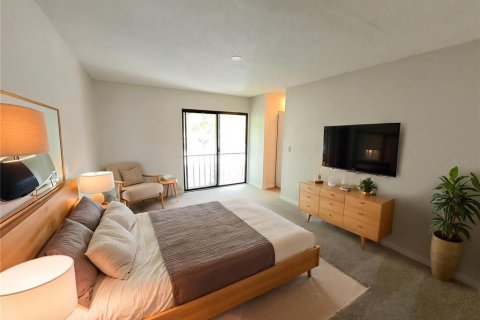 Condo in Winter Springs, Florida, 3 bedrooms  № 2114577 - photo 12