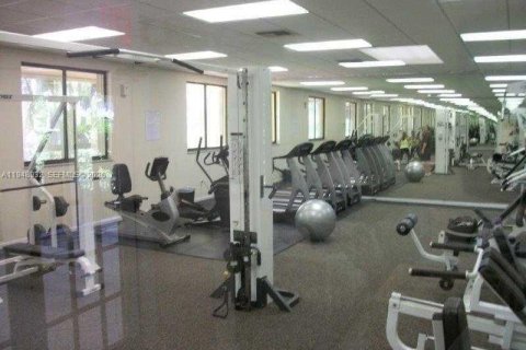 Снять в аренду кондоминиум в Майами, Флорида 1 спальня, 78.04м2, № 2004712 - фото 10