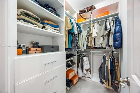 Villa ou maison à vendre à Oakland Park, Floride: 3 chambres, 203.27 m2 № 1998907 - photo 15