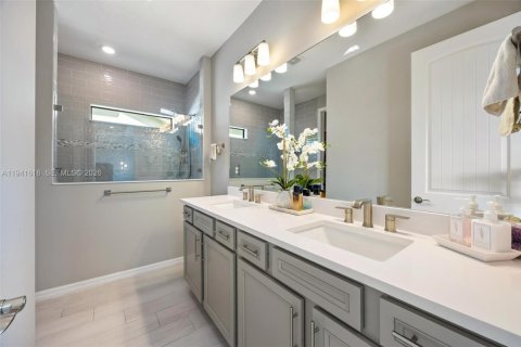 Villa ou maison à vendre à Oakland Park, Floride: 3 chambres, 203.27 m2 № 1998907 - photo 16