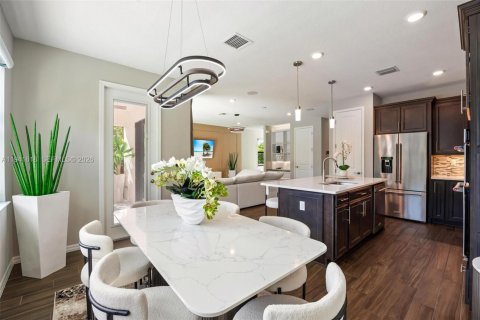 Villa ou maison à vendre à Oakland Park, Floride: 3 chambres, 203.27 m2 № 1998907 - photo 9