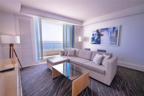 Condo in Fort Lauderdale, Florida, 1 bedroom  № 2015933 - photo 8