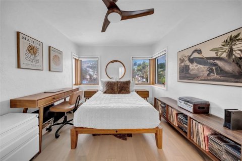 House in Saint Petersburg, Florida 2 bedrooms, 111.67 sq.m. № 1834787 - photo 27