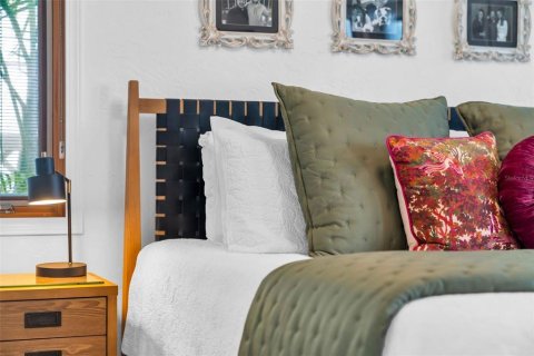 House in Saint Petersburg, Florida 2 bedrooms, 111.67 sq.m. № 1834787 - photo 21