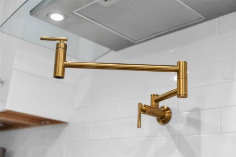 House in Saint Petersburg, Florida 2 bedrooms, 111.67 sq.m. № 1834787 - photo 12