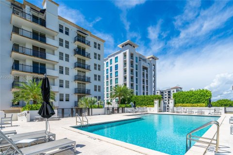 Copropriété à louer à Coral Gables, Floride: 2 chambres, 90.12 m2 № 2263834 - photo 29