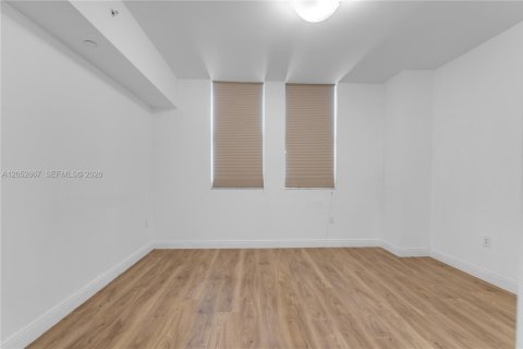 Copropriété à louer à Coral Gables, Floride: 2 chambres, 90.12 m2 № 2263834 - photo 22