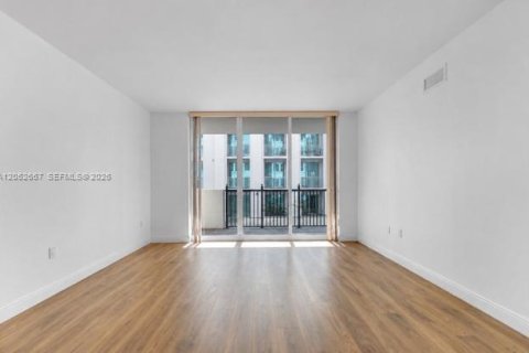 Copropriété à louer à Coral Gables, Floride: 2 chambres, 90.12 m2 № 2263834 - photo 2