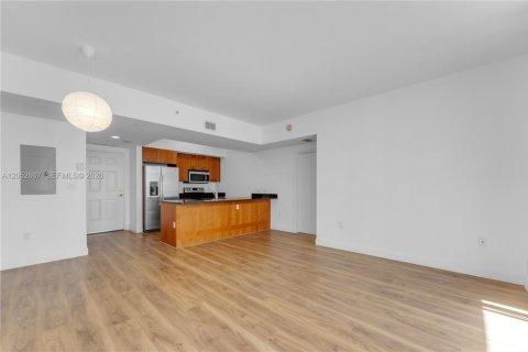 Copropriété à louer à Coral Gables, Floride: 2 chambres, 90.12 m2 № 2263834 - photo 4