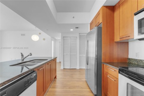 Copropriété à louer à Coral Gables, Floride: 2 chambres, 90.12 m2 № 2263834 - photo 8