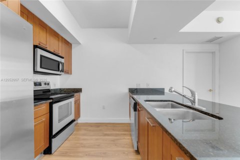 Copropriété à louer à Coral Gables, Floride: 2 chambres, 90.12 m2 № 2263834 - photo 7