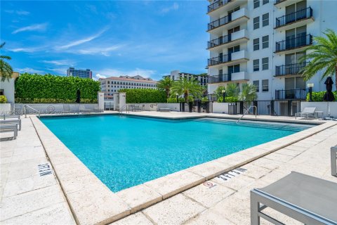 Copropriété à louer à Coral Gables, Floride: 2 chambres, 90.12 m2 № 2263834 - photo 28