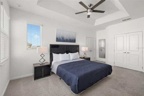 Casa en venta en Kissimmee, Florida, 6 dormitorios, 331.38 m2 № 2093379 - foto 21
