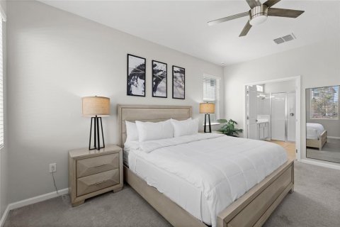 Casa en venta en Kissimmee, Florida, 6 dormitorios, 331.38 m2 № 2093379 - foto 5