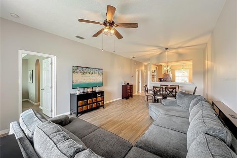 Condominio en venta en Orlando, Florida, 2 dormitorios, 123.19 m2 № 2235155 - foto 25