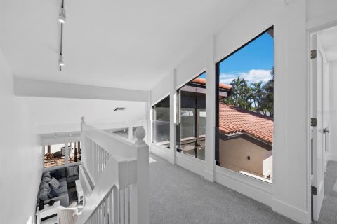 Condo in Sarasota, Florida, 2 bedrooms  № 2114280 - photo 27