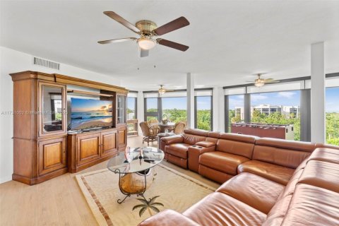 Снять в аренду кондоминиум в Марафон, Флорида 3 спальни, 148.83м2, № 1985188 - фото 6