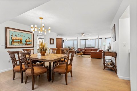 Снять в аренду кондоминиум в Марафон, Флорида 3 спальни, 148.83м2, № 1985188 - фото 12