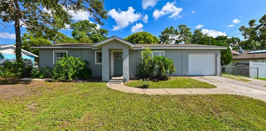 Casa en Spring Hill, Florida 3 dormitorios, 99.41 m2 № 1858025