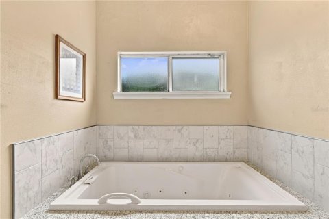Casa en venta en Longwood, Florida, 5 dormitorios, 287.35 m2 № 2383678 - foto 13