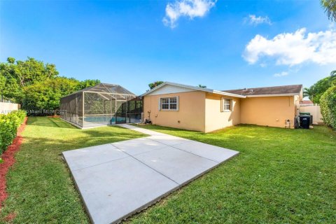 Villa ou maison à vendre à Miami, Floride: 4 chambres, 167.87 m2 № 1964467 - photo 30
