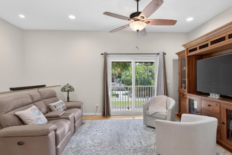 Villa ou maison à vendre à Vero Beach, Floride: 2 chambres, 121.61 m2 № 2087433 - photo 10
