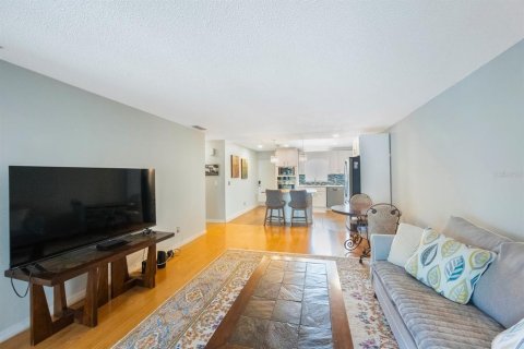 Купить кондоминиум в Беллеэйр Блафс, Флорида 4 комнаты, 90.02м2, № 1722906 - фото 18