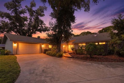 Casa en Nokomis, Florida 3 dormitorios, 213.4 m2 № 2210418