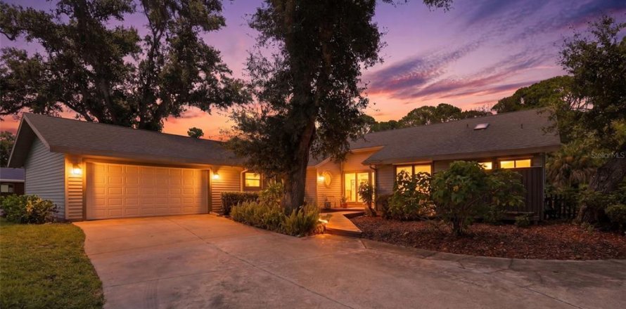 Casa en Nokomis, Florida 3 dormitorios, 213.4 m2 № 2210418