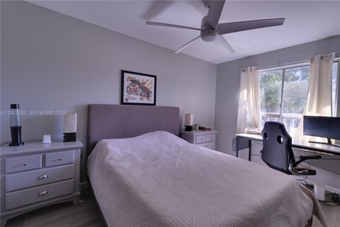 Снять в аренду таунхаус в Дирфилд-Бич, Флорида 2 спальни, 120.77м2, № 2005194 - фото 27