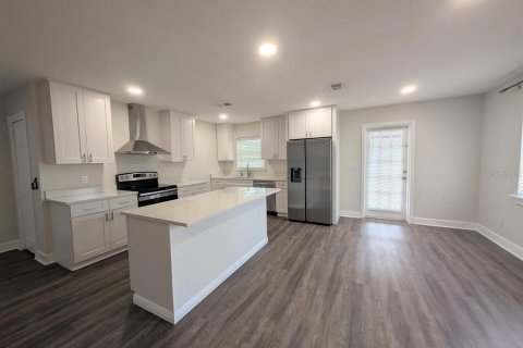 Villa ou maison à vendre à Tampa, Floride: 3 chambres, 152.27 m2 № 2199388 - photo 5