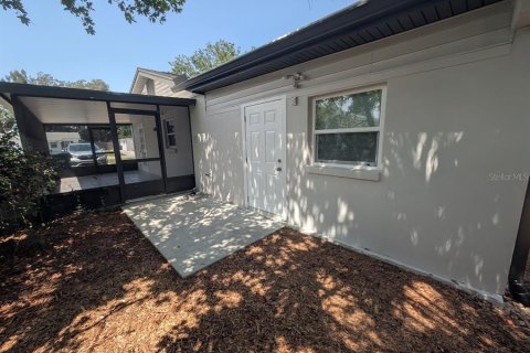 Villa ou maison à vendre à Tampa, Floride: 3 chambres, 152.27 m2 № 2199388 - photo 24