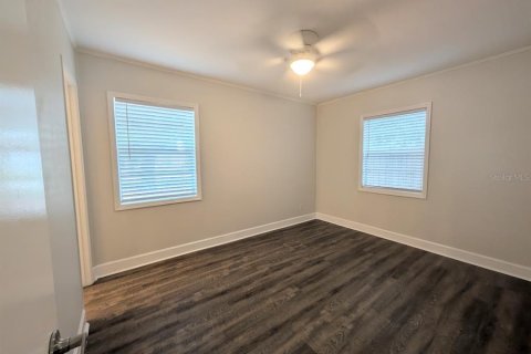 Villa ou maison à vendre à Tampa, Floride: 3 chambres, 152.27 m2 № 2199388 - photo 13