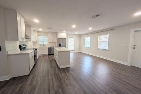 Villa ou maison à vendre à Tampa, Floride: 3 chambres, 152.27 m2 № 2199388 - photo 6