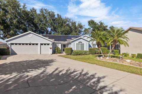 Villa ou maison à Leesburg, Floride 3 chambres, 198.07 m2 № 2411387
