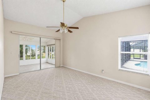 Villa ou maison à vendre à Leesburg, Floride: 3 chambres, 198.07 m2 № 2411387 - photo 4