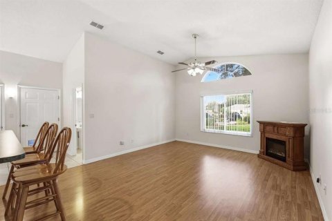 Villa ou maison à vendre à Leesburg, Floride: 3 chambres, 198.07 m2 № 2411387 - photo 10