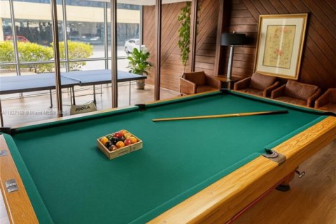 Condo in Miami, Florida, 2 bedrooms  № 1799534 - photo 14