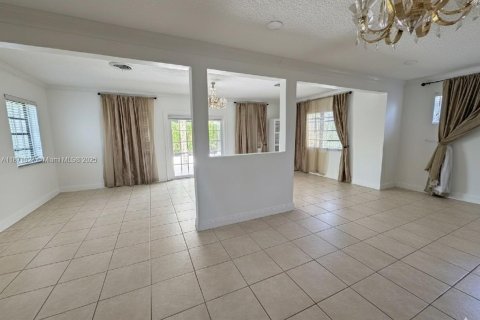 Villa ou maison à vendre à Cutler Bay, Floride: 3 chambres, 174.66 m2 № 1922170 - photo 8