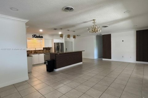 Villa ou maison à vendre à Cutler Bay, Floride: 3 chambres, 174.66 m2 № 1922170 - photo 5