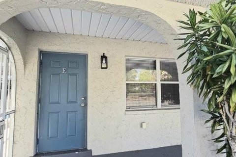 Appartement à louer à Port Charlotte, Floride: 1 chambre, 63.17 m2 № 2135937 - photo 5