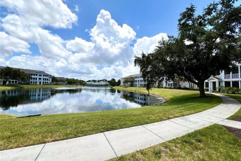 Condo in Bradenton, Florida, 1 bedroom № 2128015 - photo 4