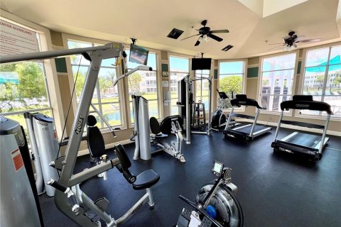 Condo in Bradenton, Florida, 1 bedroom № 2128015 - photo 3