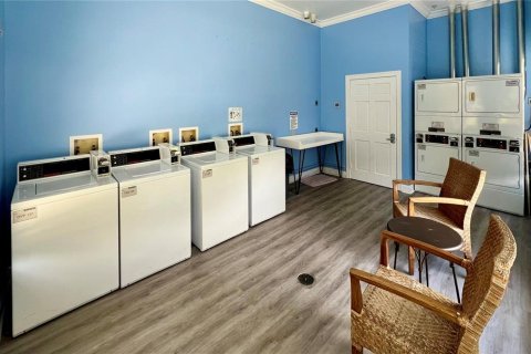 Condo in Bradenton, Florida, 1 bedroom № 2128015 - photo 6