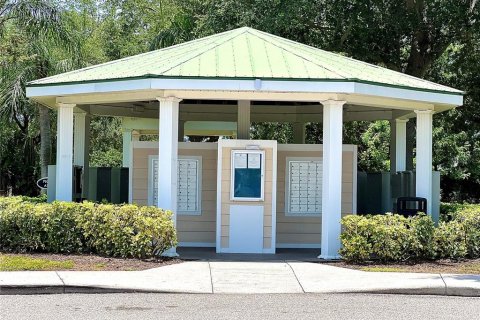 Condo in Bradenton, Florida, 1 bedroom № 2128015 - photo 1