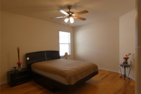 Casa en venta en Orlando, Florida, 5 dormitorios, 295.24 m2 № 2142832 - foto 16