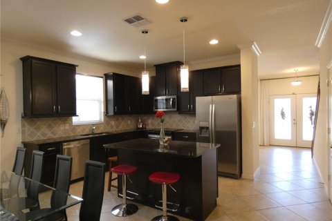 Casa en venta en Orlando, Florida, 5 dormitorios, 295.24 m2 № 2142832 - foto 5