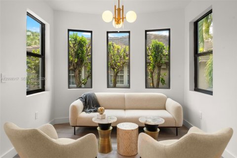 Villa ou maison à vendre à Miami, Floride: 5 chambres, 390 m2 № 2072598 - photo 29