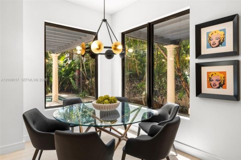 Villa ou maison à vendre à Miami, Floride: 5 chambres, 390 m2 № 2072598 - photo 19